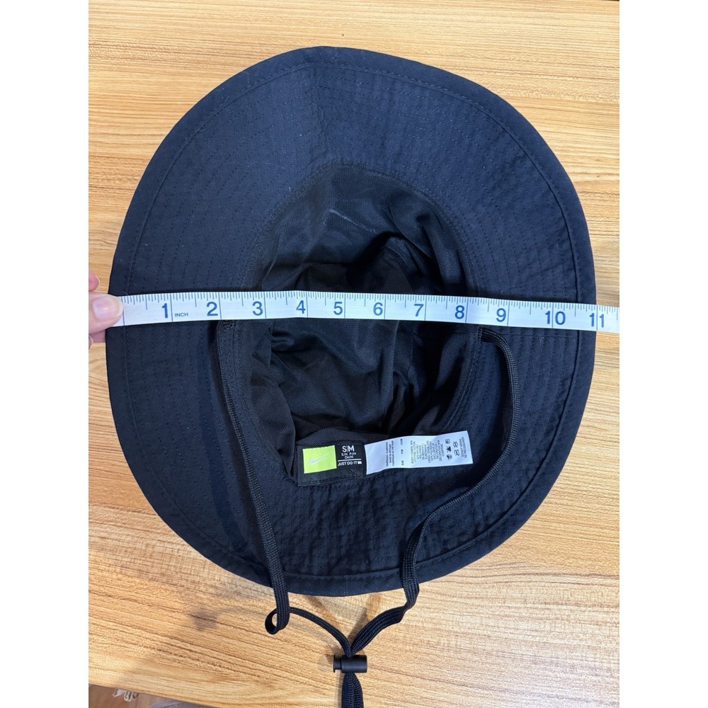 Nike Black Bucket Hat Nylon Dri-Fit With Strings Adult SM Apex Boonie Vacation - Picture 10 of 10
